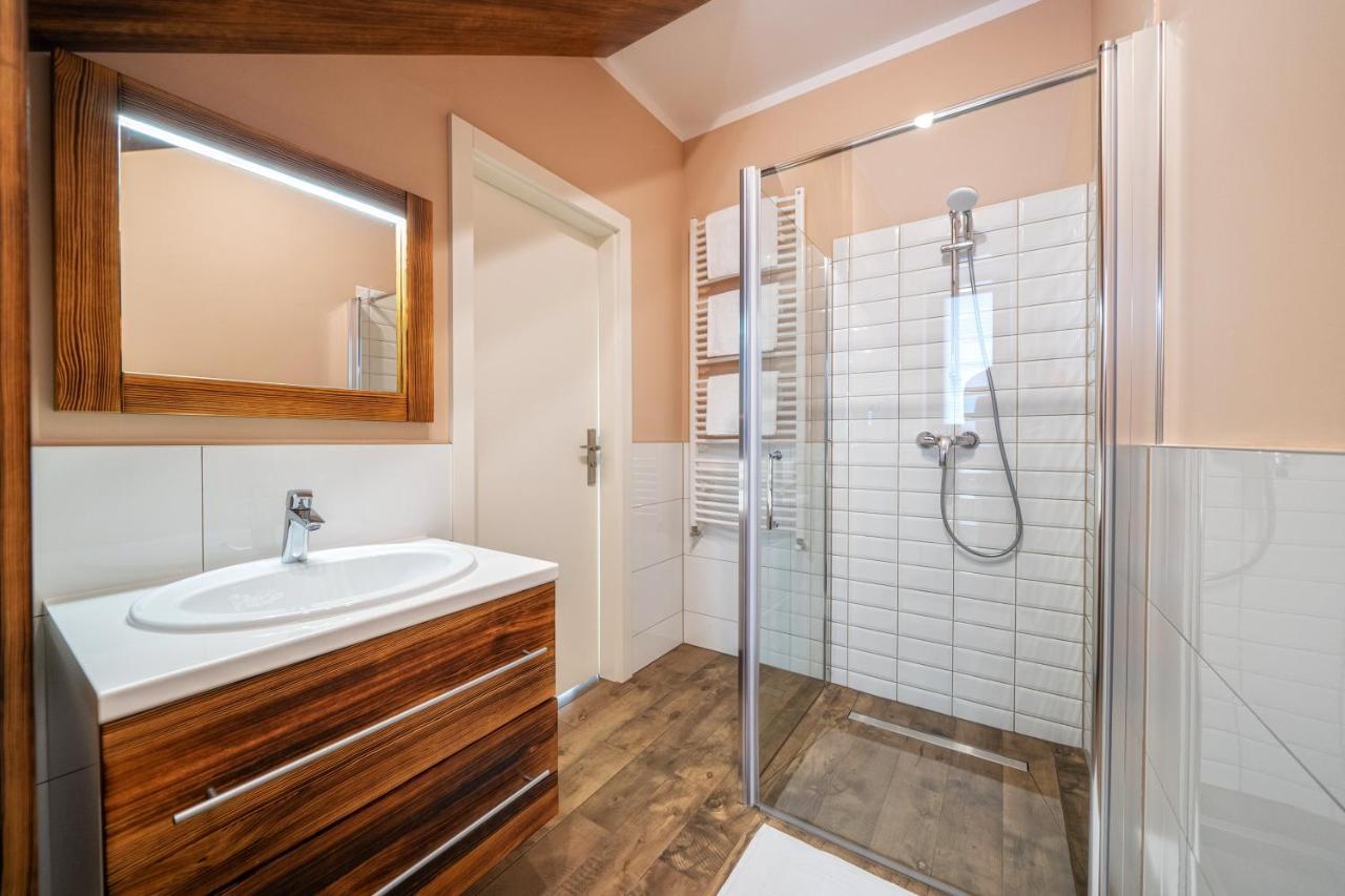 Apartamenty "Goralskie Katy" Agroturystyka Szaflary Exteriér fotografie